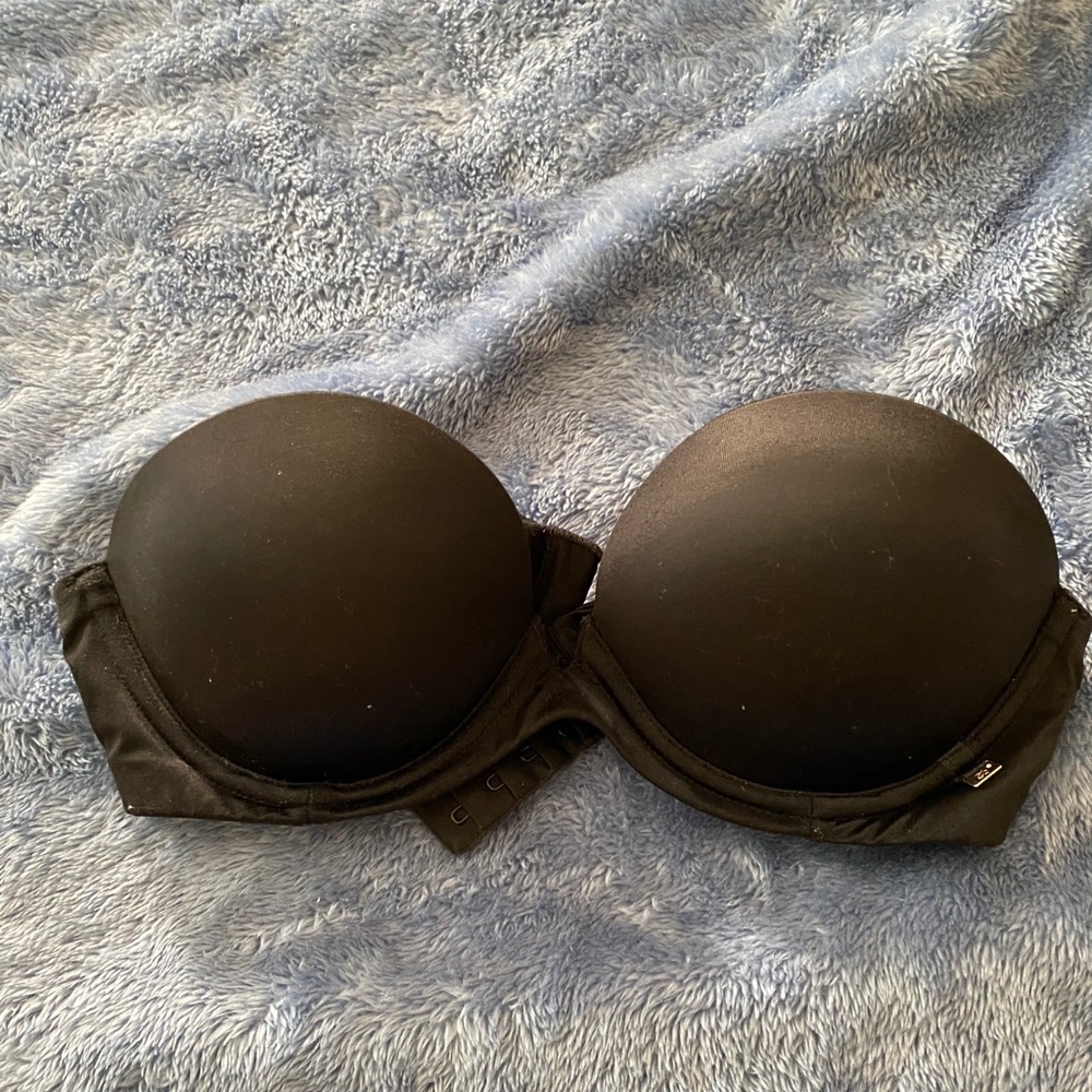 VS strapless bra